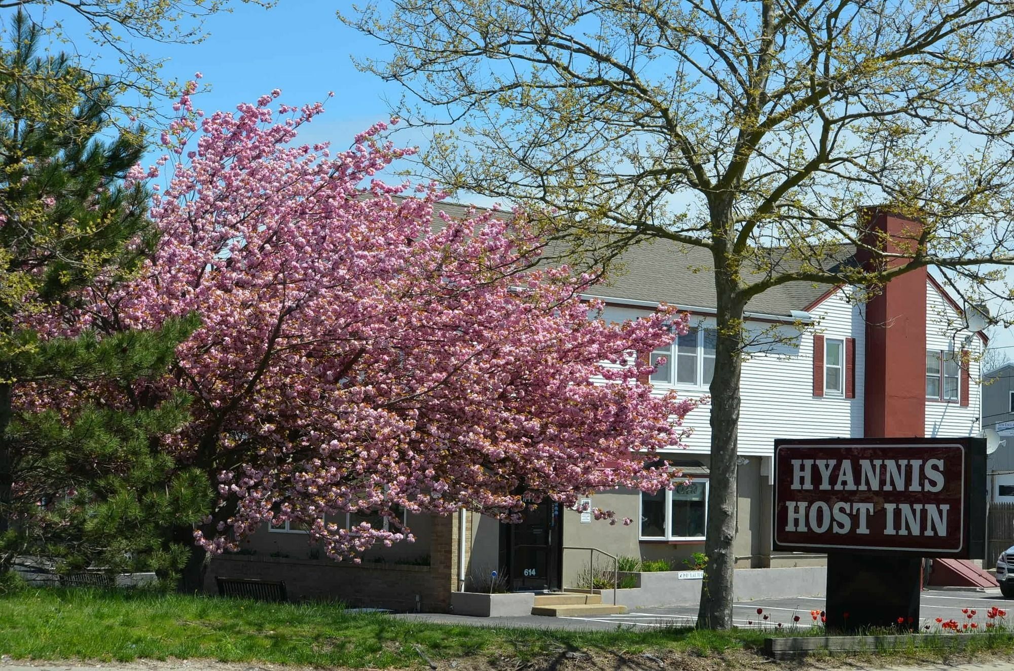Hyannis Host Inn Esterno foto