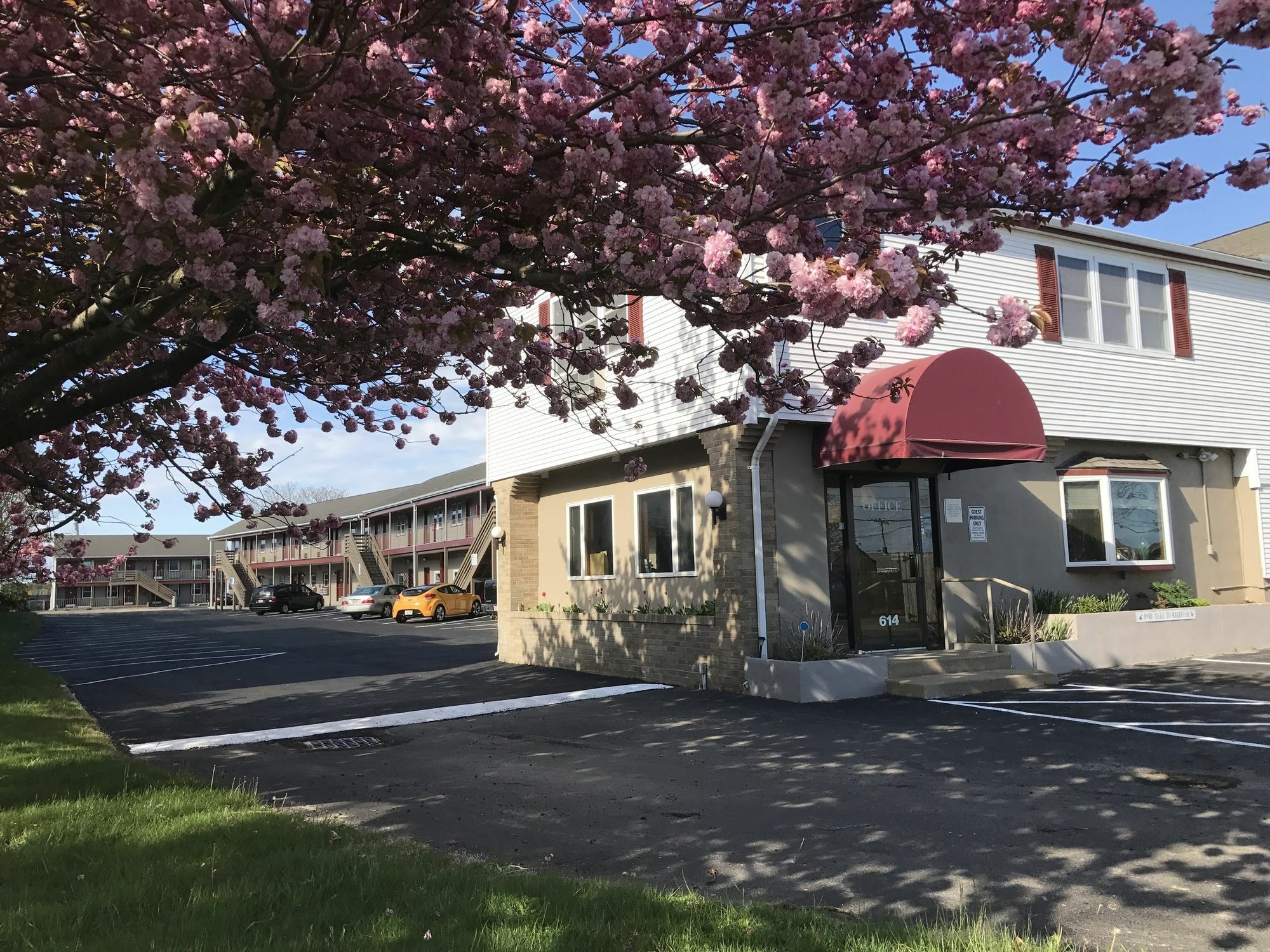 Hyannis Host Inn Esterno foto