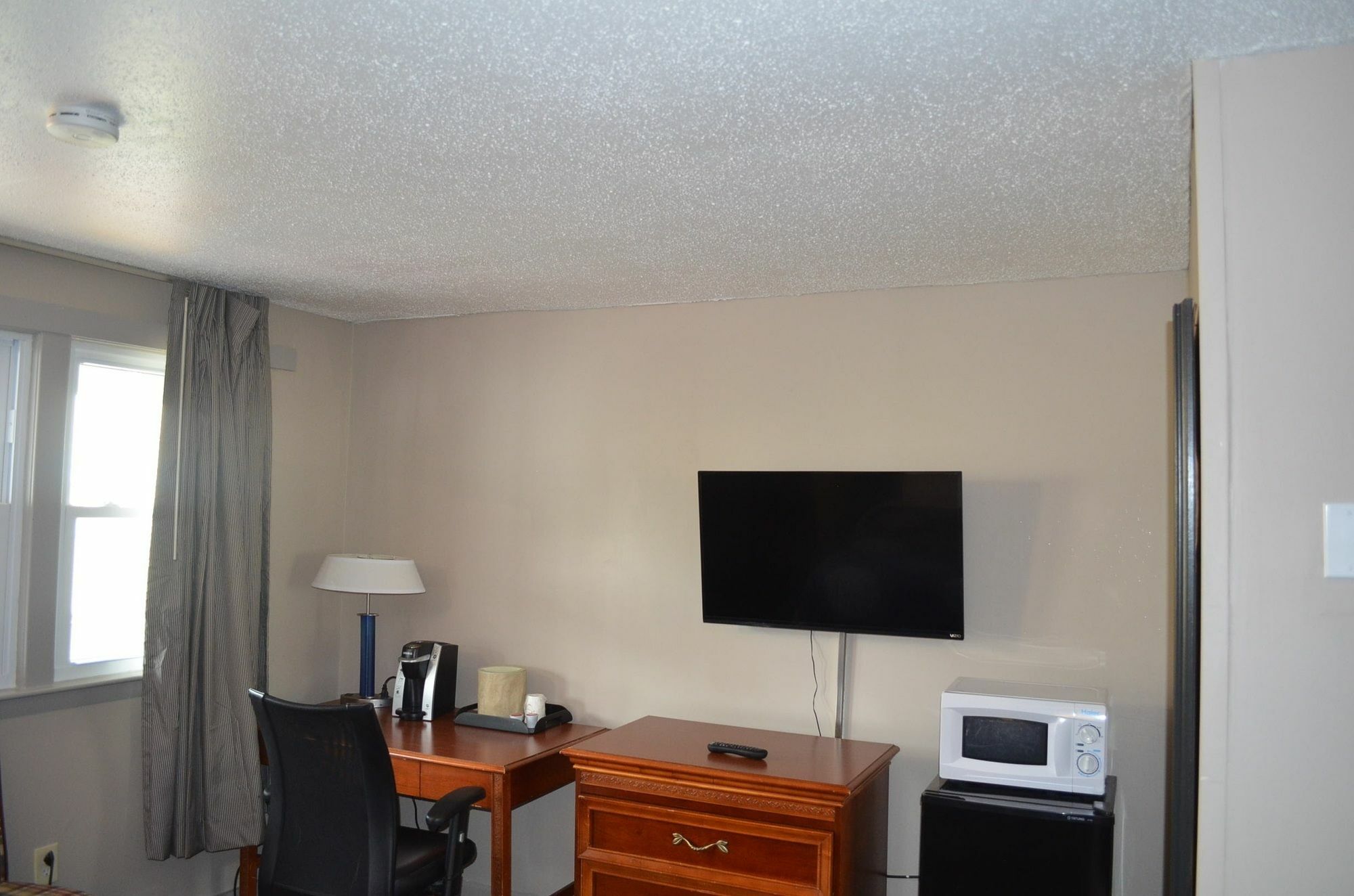 Hyannis Host Inn Esterno foto